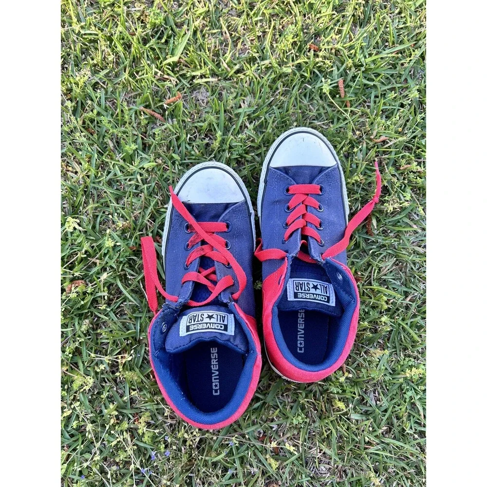 Converse Chuck Taylor Axel Mid Sneaker Navy Red Slip On Size US 5 Youth‎